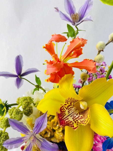 CAPRI Floral Sculpture