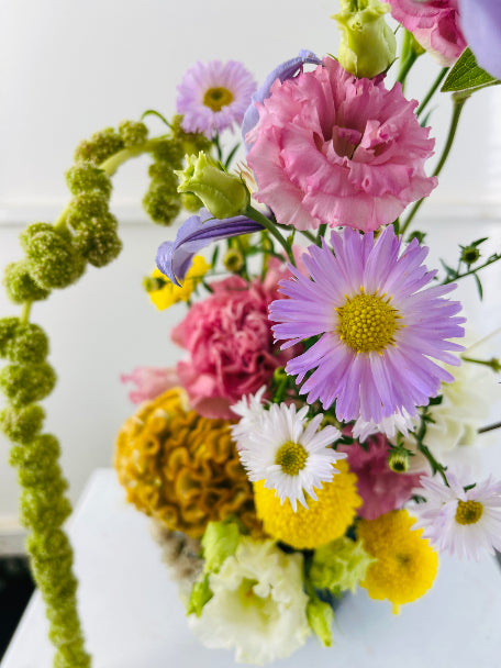 LUNA Floral Sculpture