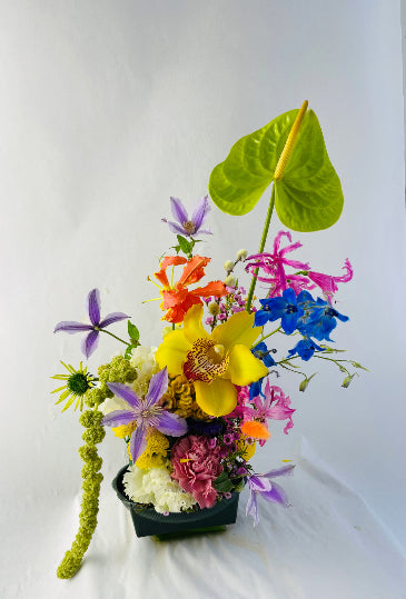 CAPRI Floral Sculpture